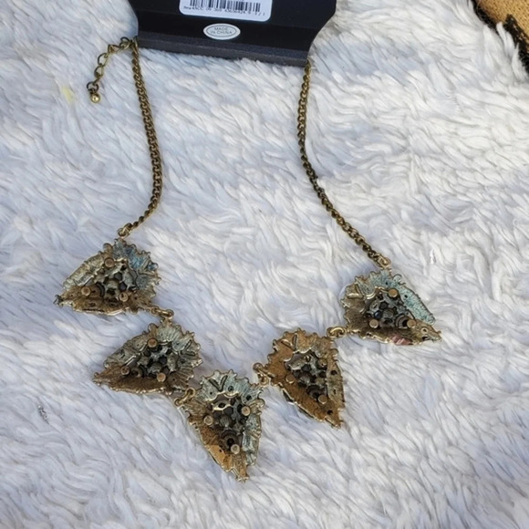 Rhinestone Chevron‎ necklace NWT - Picture 3 of 5